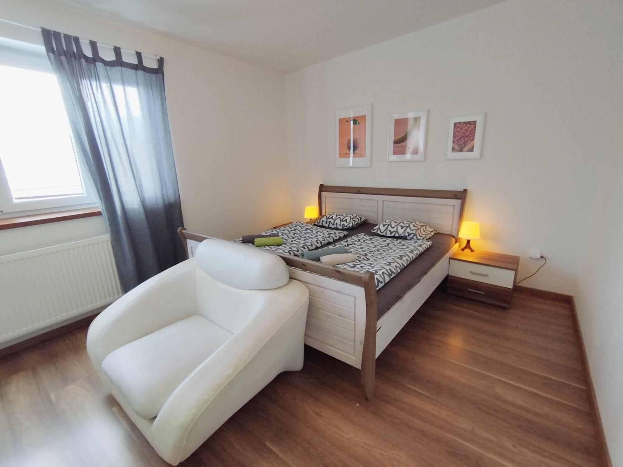 Cozy Rooftop With Balcony Apartamento Praga